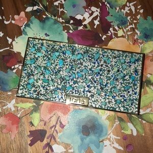 Tarte foil finger paints